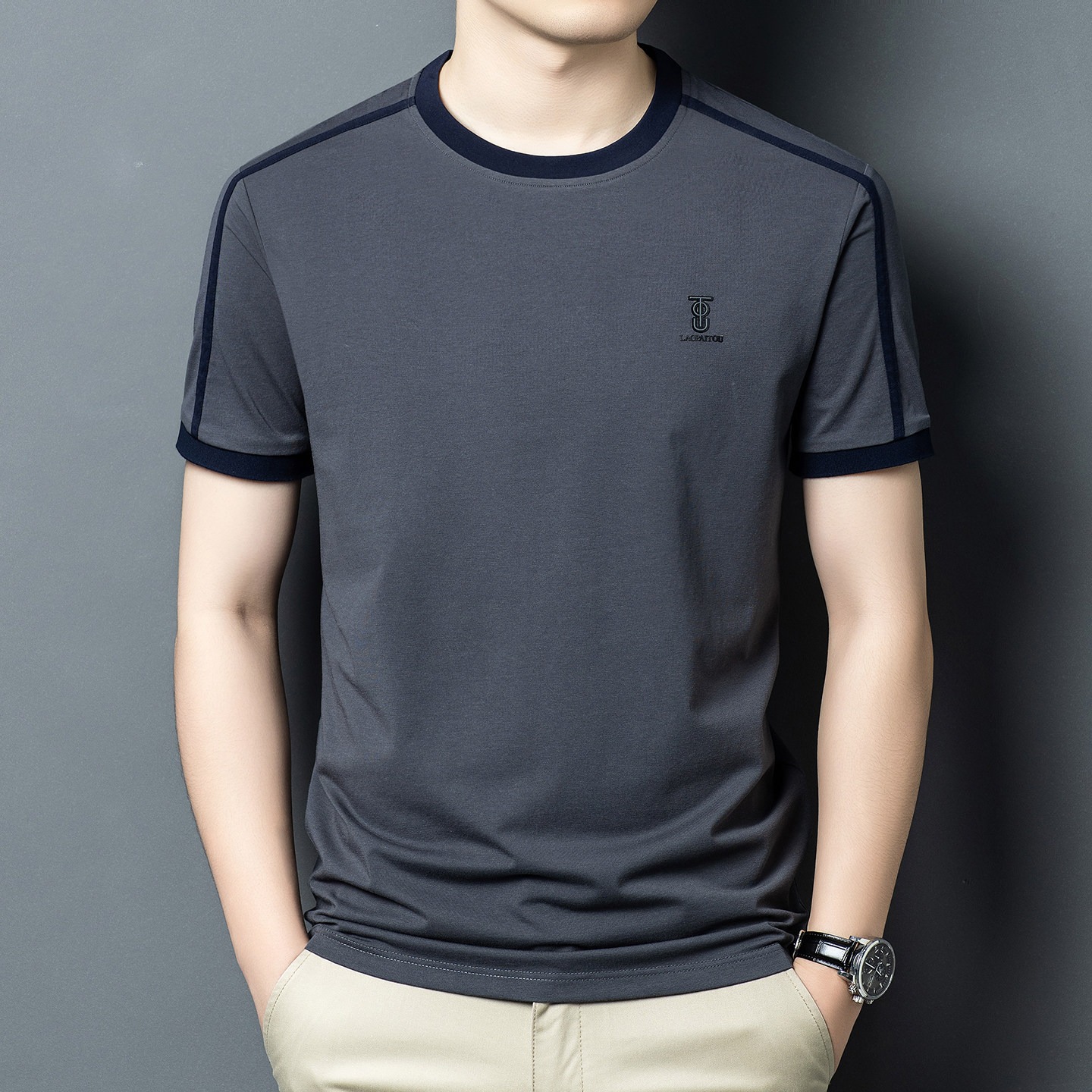Street Fashion In Chinese - T-shirt Estiva da Uomo Nera di