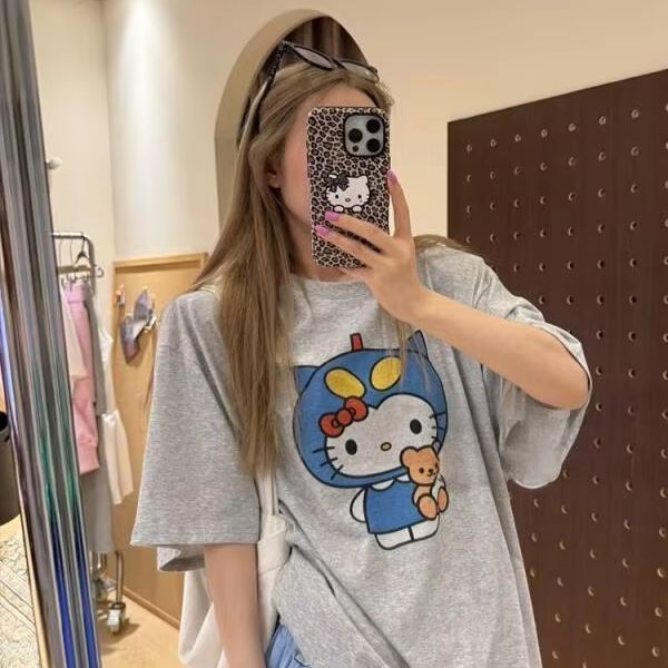 Street Fashion Tshirt - T-shirt stampata Hello Kitty a maniche