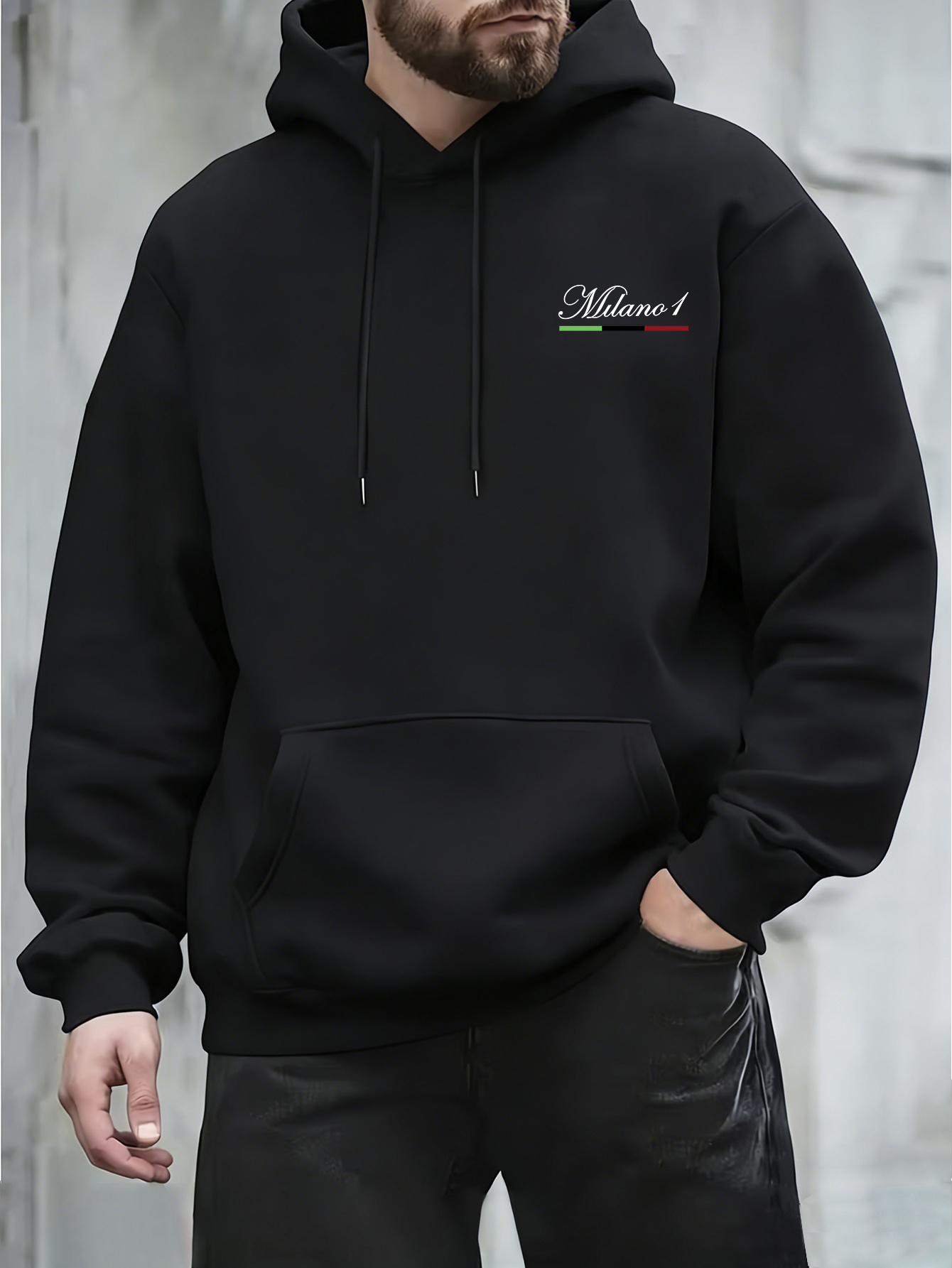 Felpa con cappuccio casual da  - Street Fashion In Milan recensione e prezzo