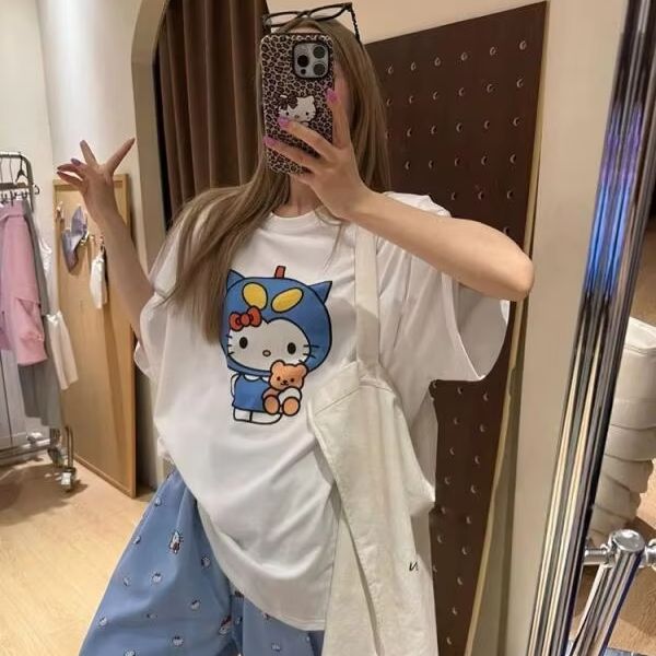 T-shirt stampata Hello Kitty a - Street Fashion Tshirt recensione e prezzo