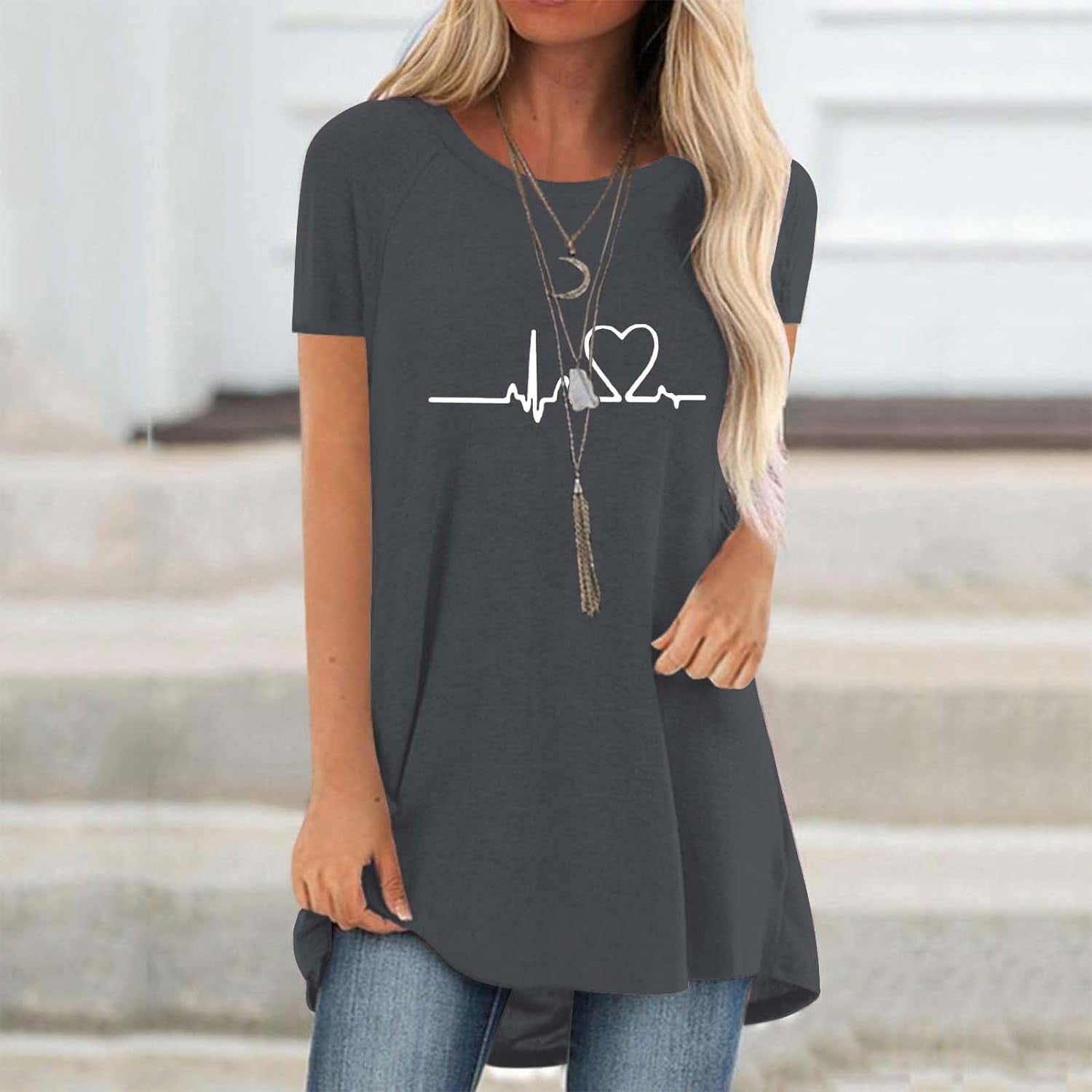 Line Love Graphics T-Shirt con - Longline Tee Oversized recensione e prezzo