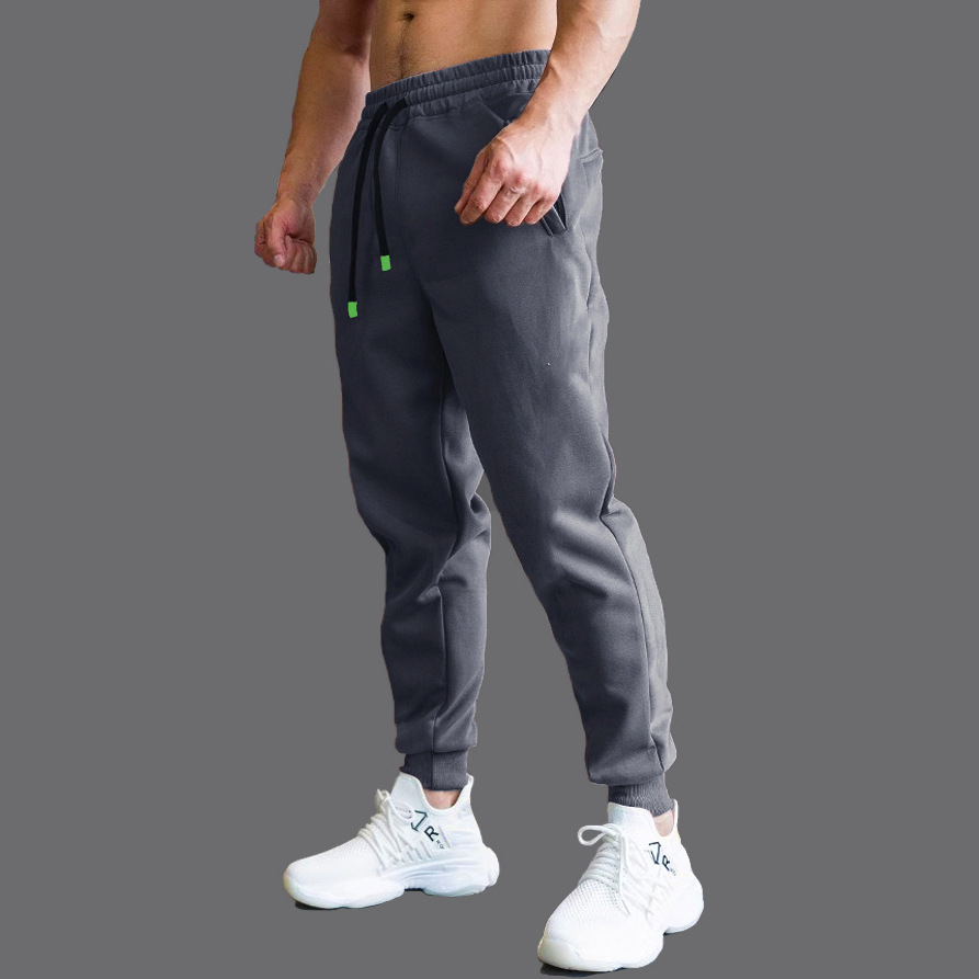 Pantaloni sportivi da uomo in  - Running Pant Jogger recensione e prezzo